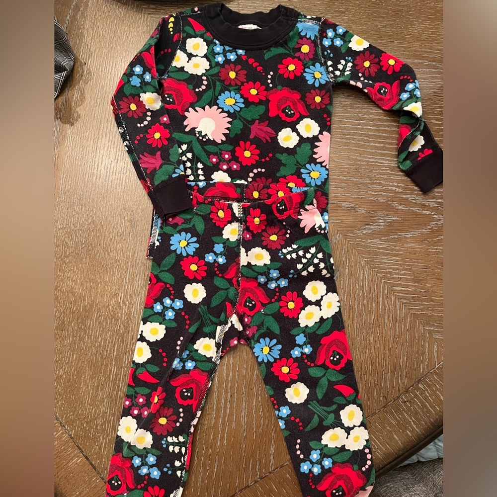 Hanna Andersson size 3 girl’s pajama set
